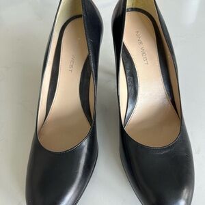 Nine West Classic Black Heels